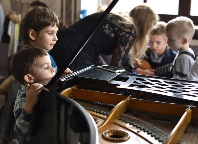 В храме Александра Невского состоялся первый детский музыкальный концерт