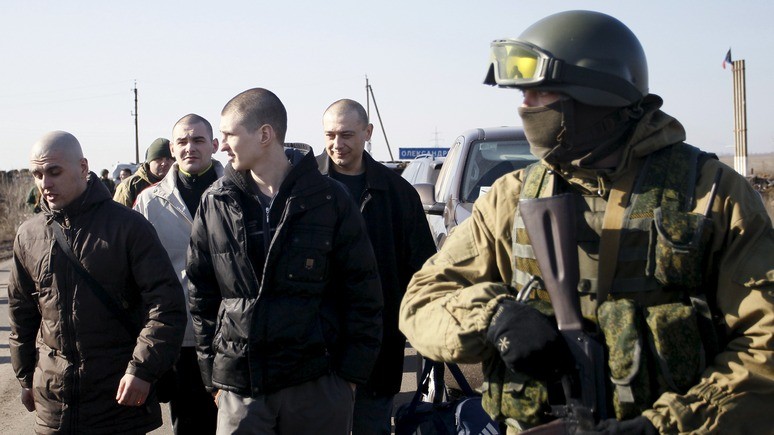 Deutsche Welle: Берлин и Париж высоко оценили обмен пленными между Киевом и ополченцами