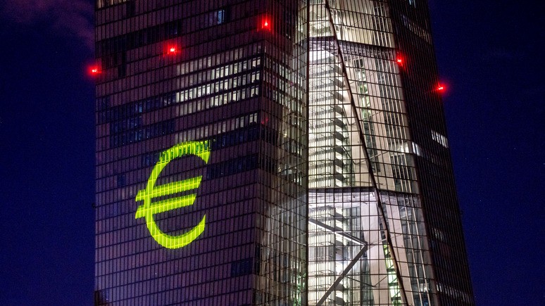 Le Monde: впервые за 25 лет инфляция в Еврозоне достигла 5%