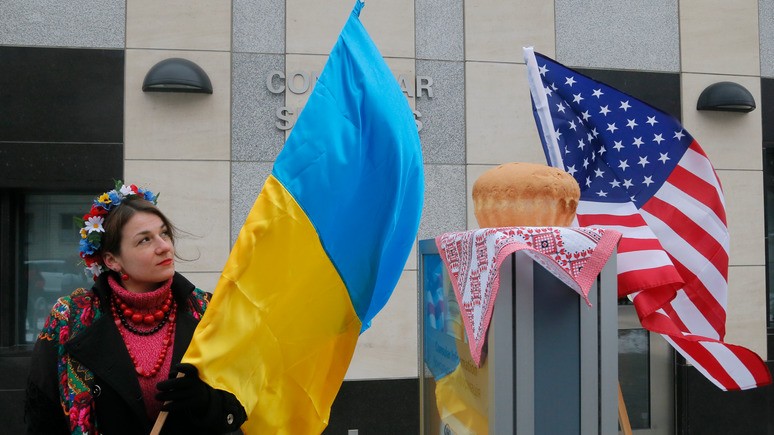 24 канал: США рекомендуют американцам не ехать на Украину из-за угрозы нападения России